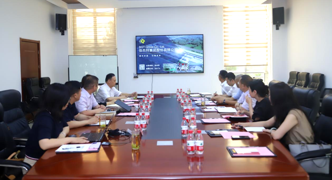 ��ͷ�� | ����ӭ���Ű��е��ָ������ٷǷ����ʲιۻ�����