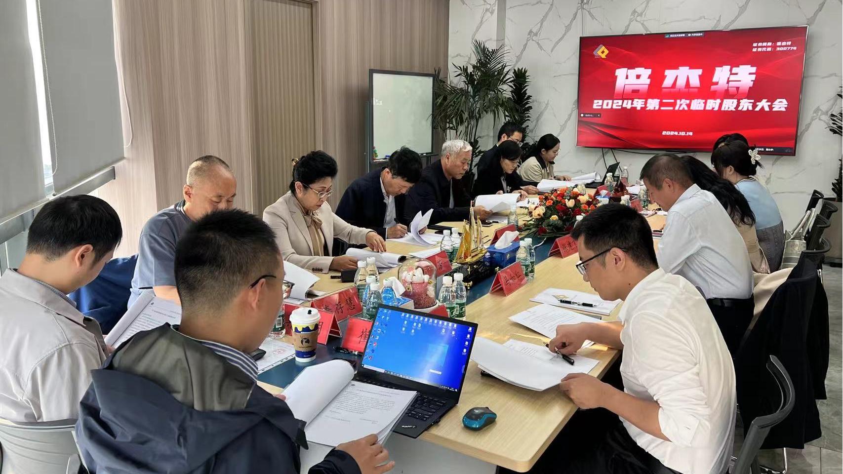 ��ͷ�� | ���� ������ ��ƪ�� �Ƿ����ʶ��»ỻ��Բ��ʵ�� 